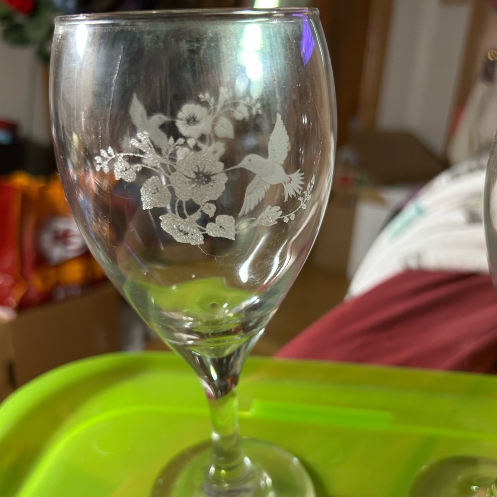 Home Interiors Vintage Etched Hummingbird Wine, Water or Goblet Glasses 7-1/2in